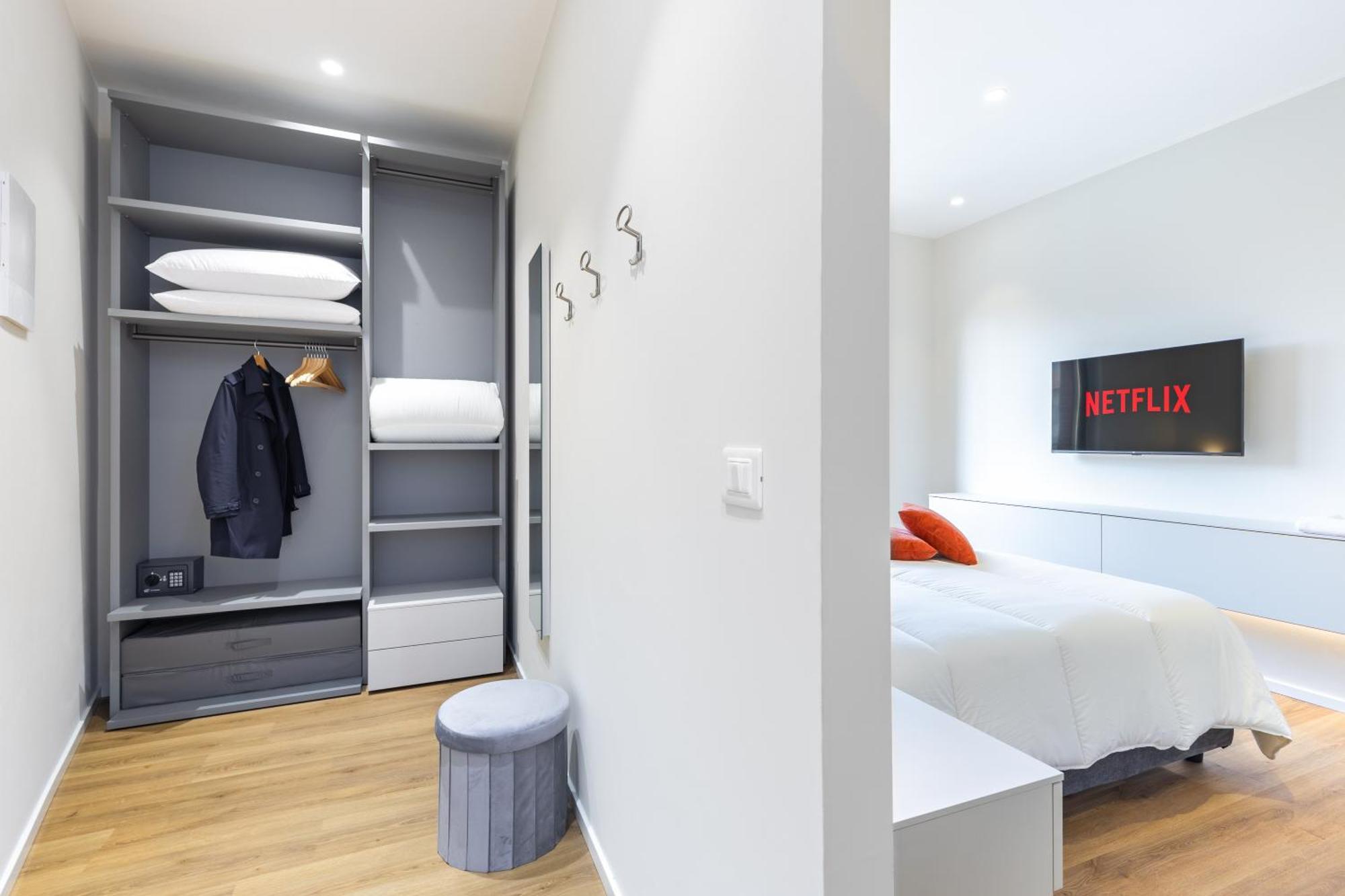 C8 Apartments Asti Exterior foto